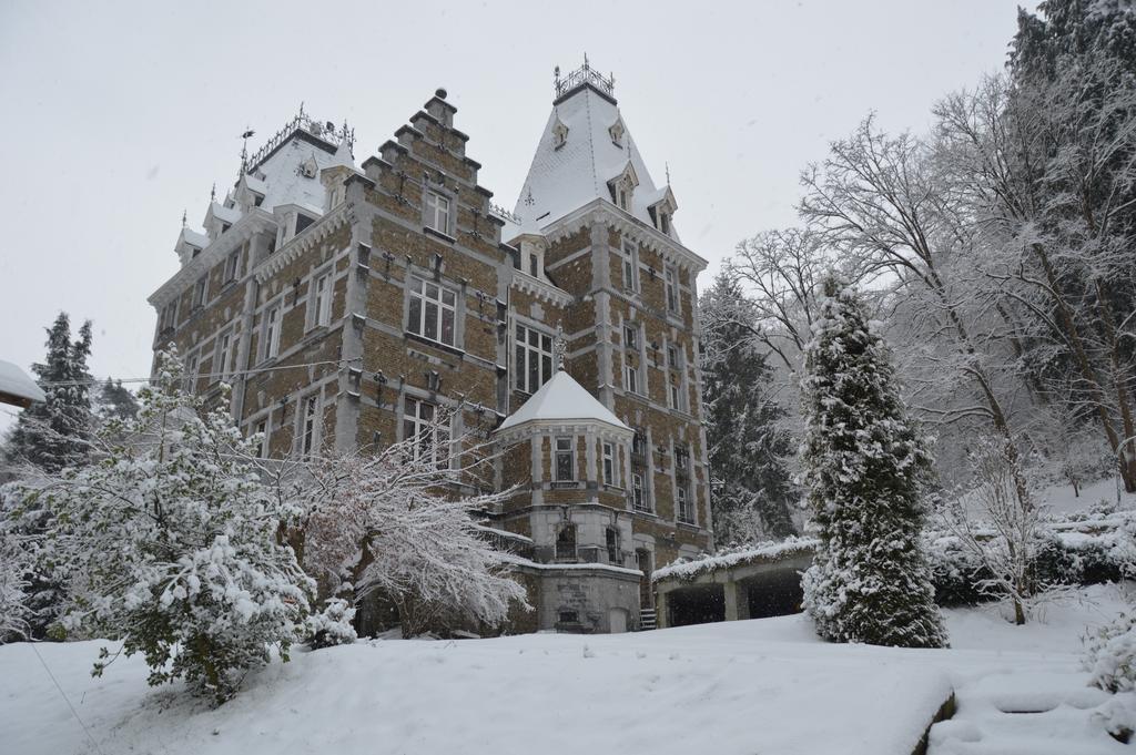 Chateau Bleu Hotel Trooz Exterior photo